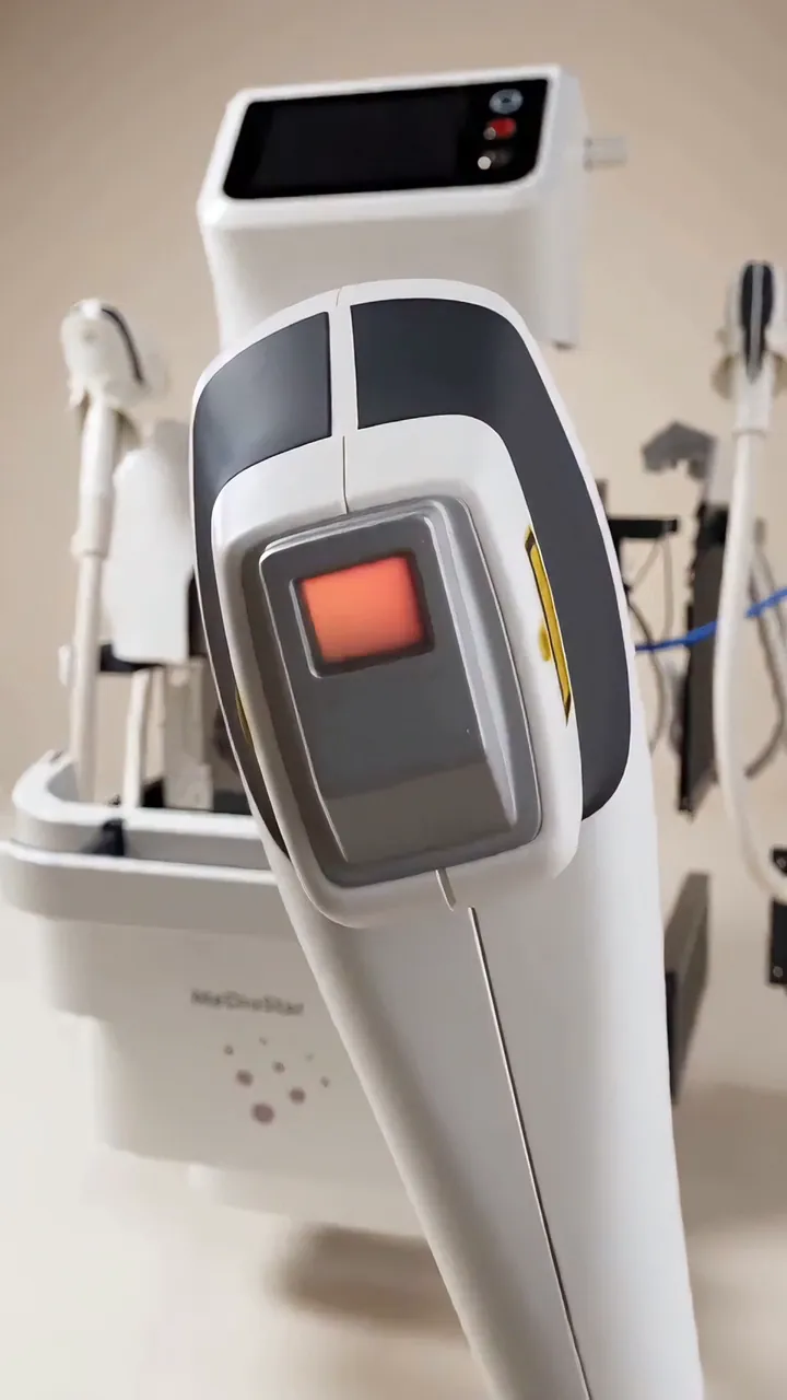 Głowica S 1 cm² lasera MeDioStar Monolith z bliska