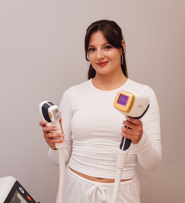 Diana, specjalistka LASERRIX, z głowicami XL i S lasera MeDioStar Monolith